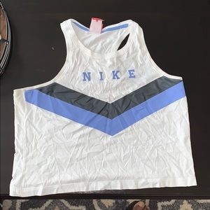 Nike Crop Top